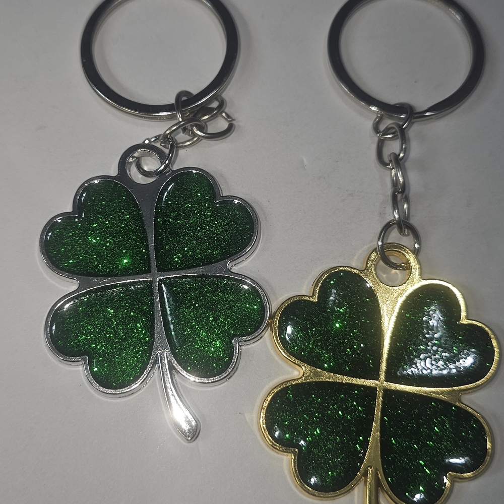 Green Clover Shamrock Keychains Buy One Get One Silver Or Gold New